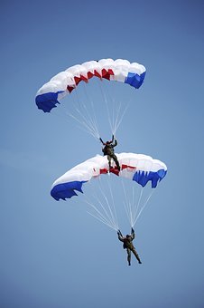 Le parapente, un sport extrême bon pour la santé physique et mentale