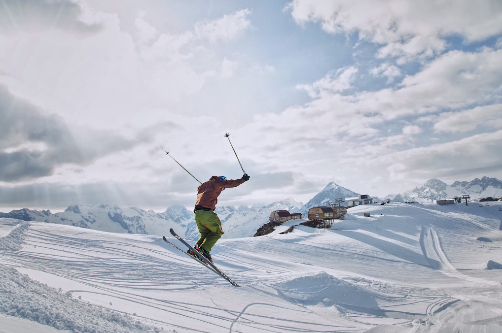 Quel est l’équipement indispensable pour le ski ?